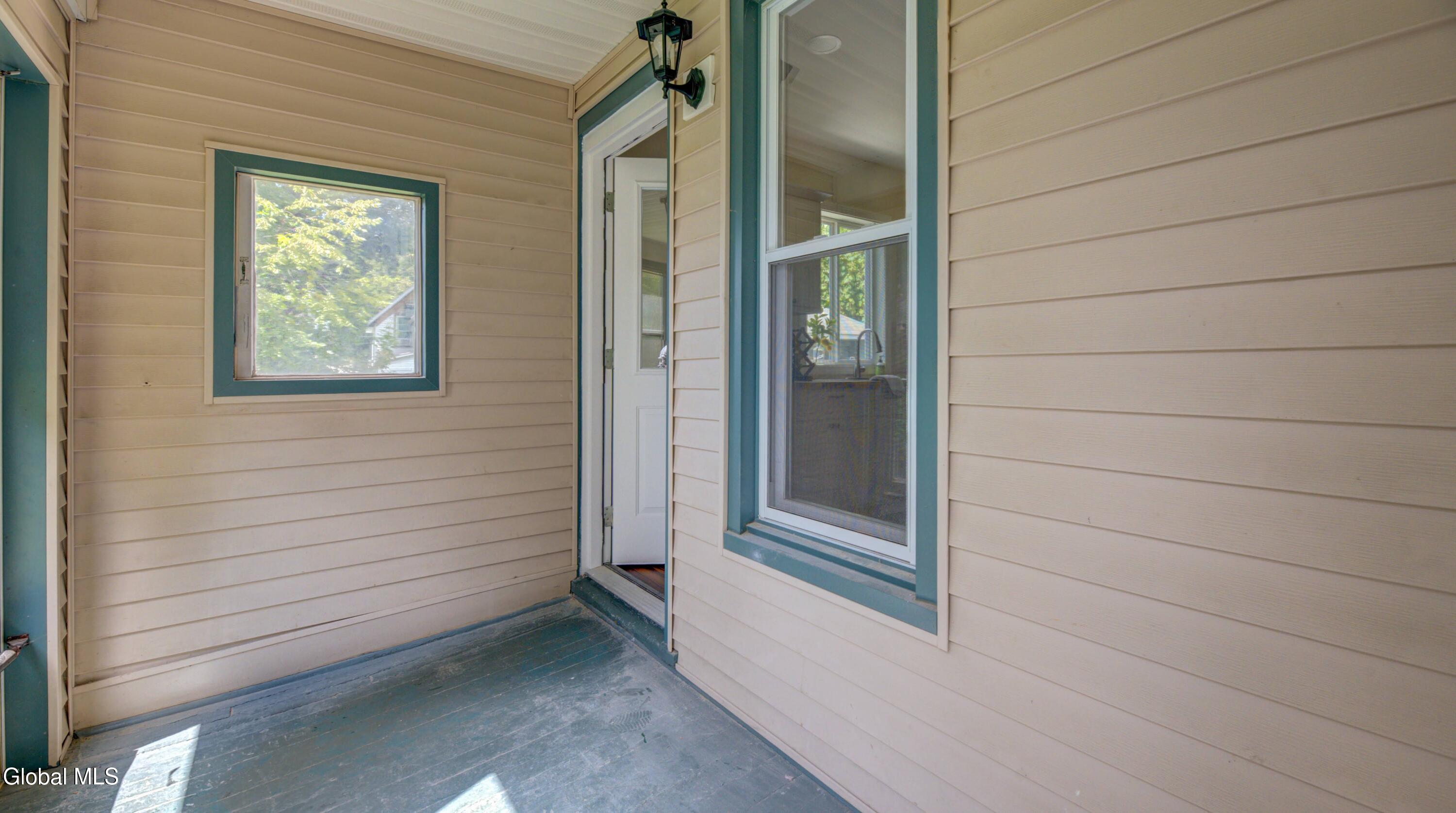 39 Temple Street Gloversville NY 12078