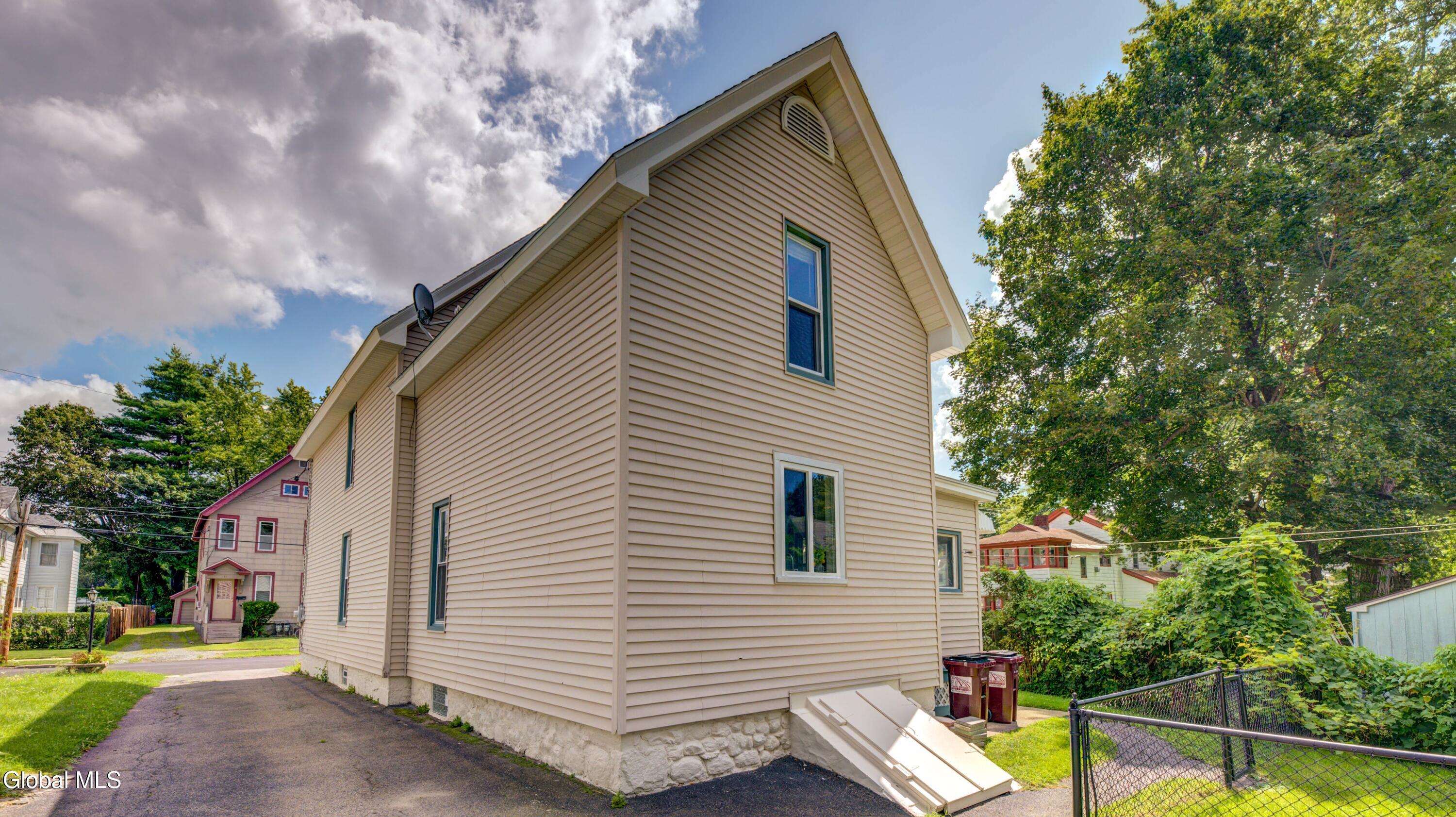 39 Temple Street Gloversville NY 12078