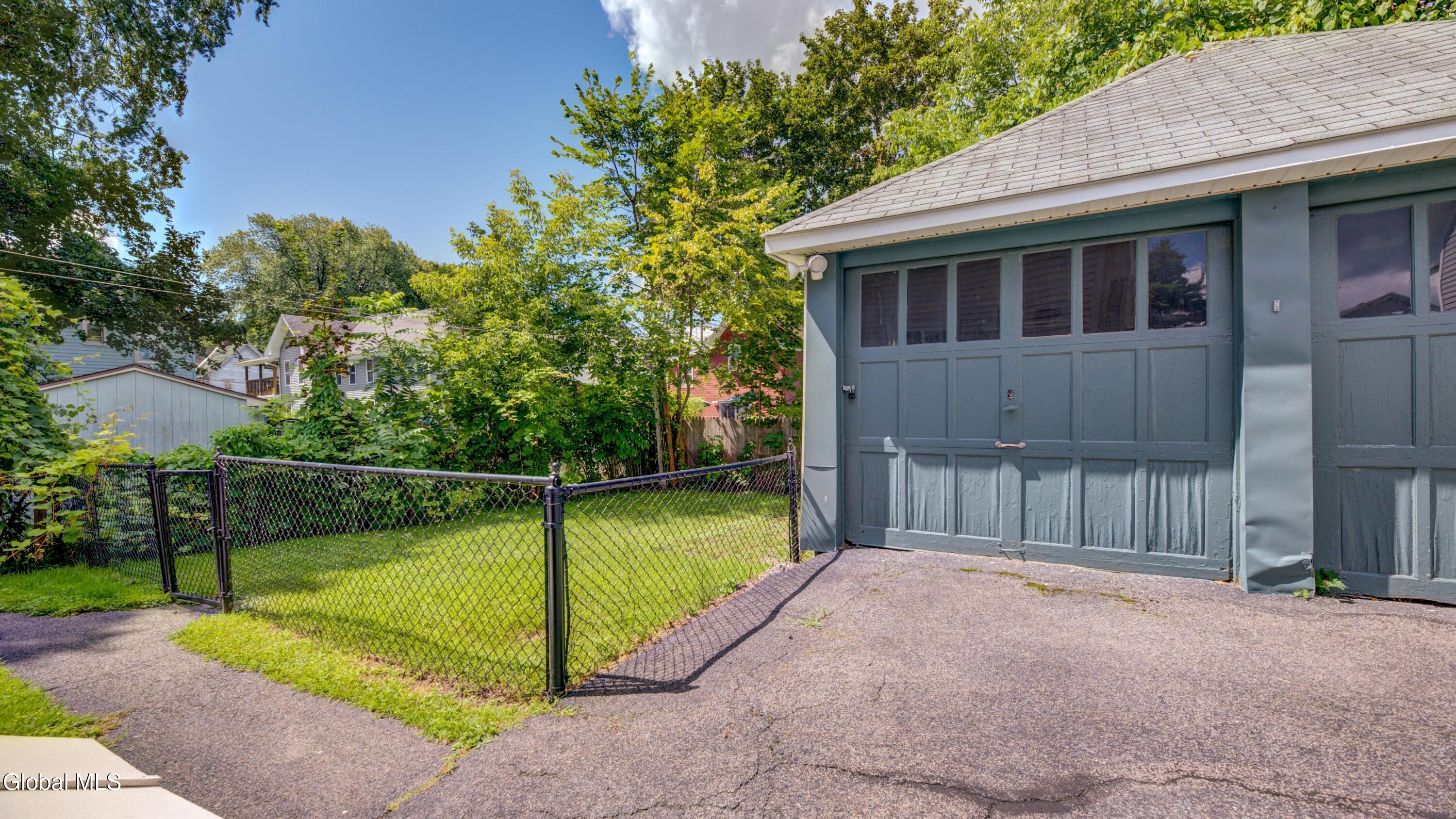 39 Temple Street Gloversville NY 12078