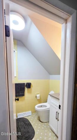 612 Pawling Avenue Troy NY 12180