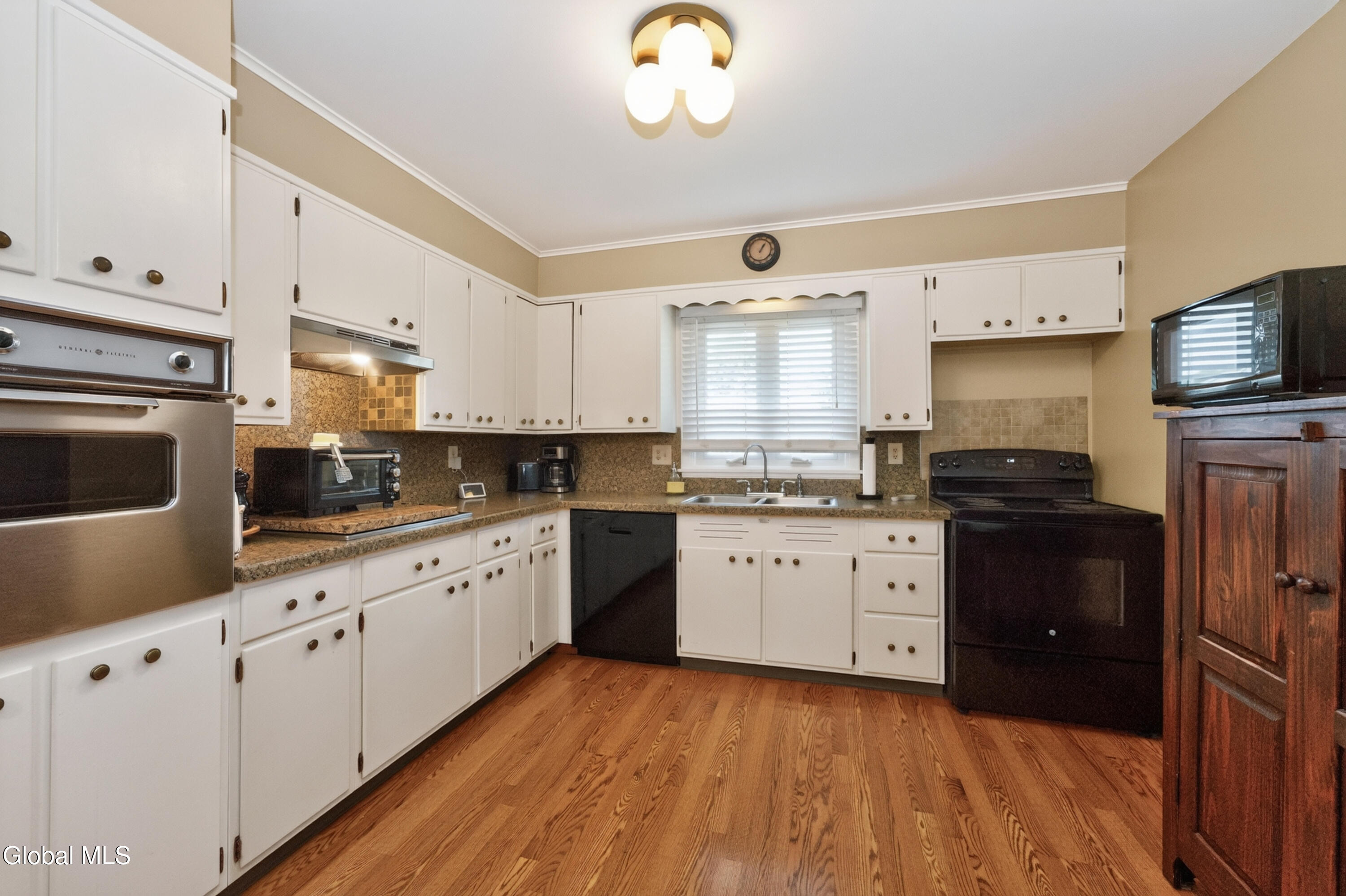 9 Fairlawn Avenue Rensselaer NY 12144