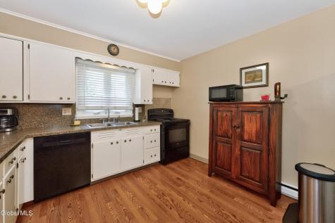 9 Fairlawn Avenue Rensselaer NY 12144