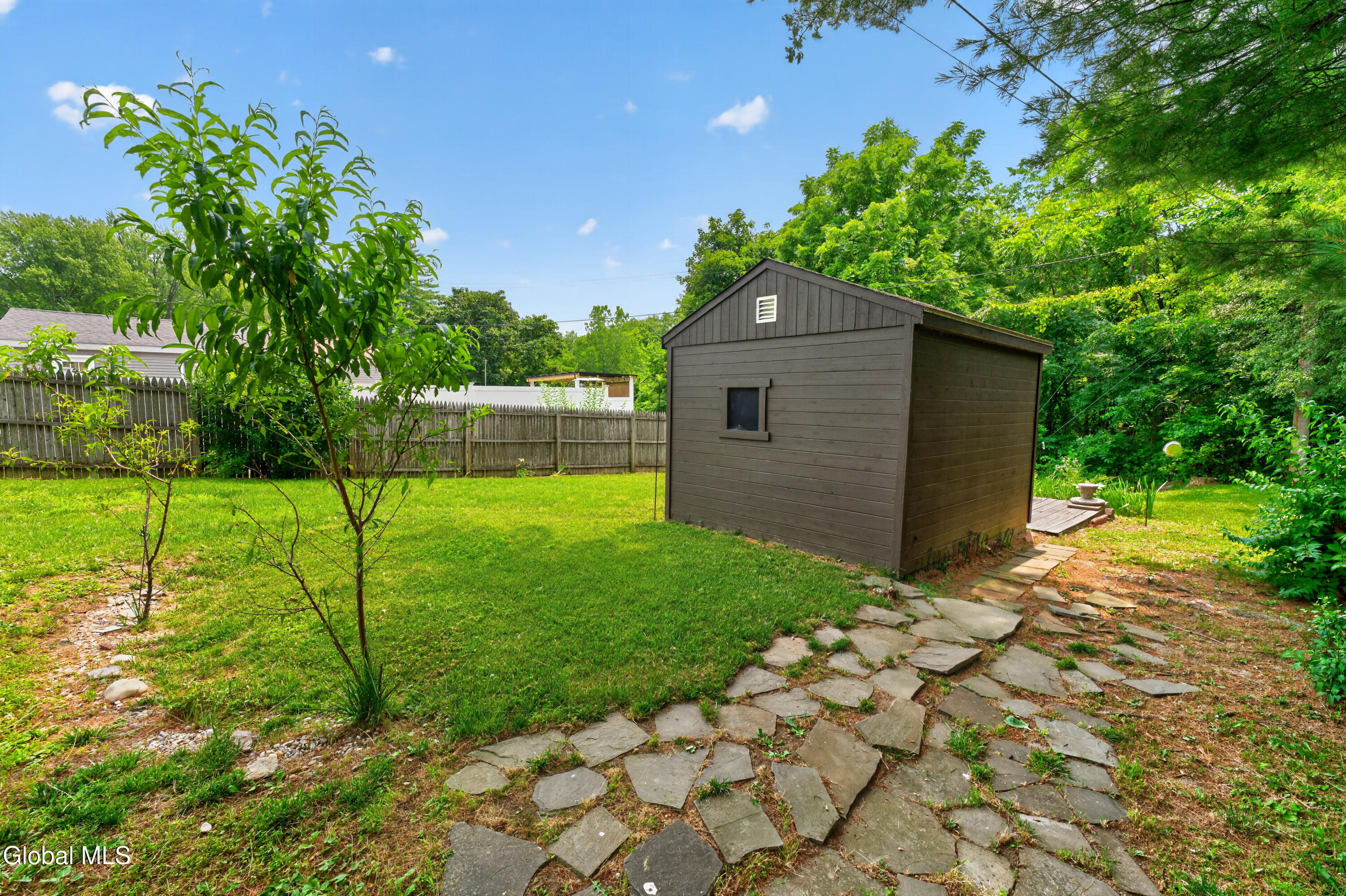 9 Fairlawn Avenue Rensselaer NY 12144