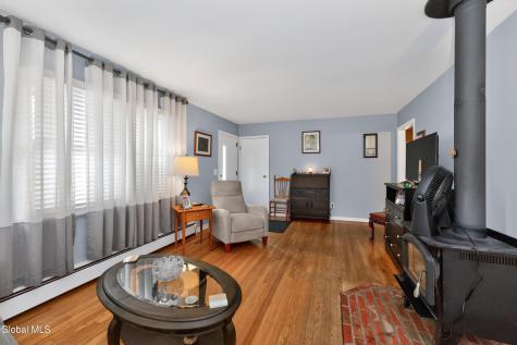 9 Fairlawn Avenue Rensselaer NY 12144