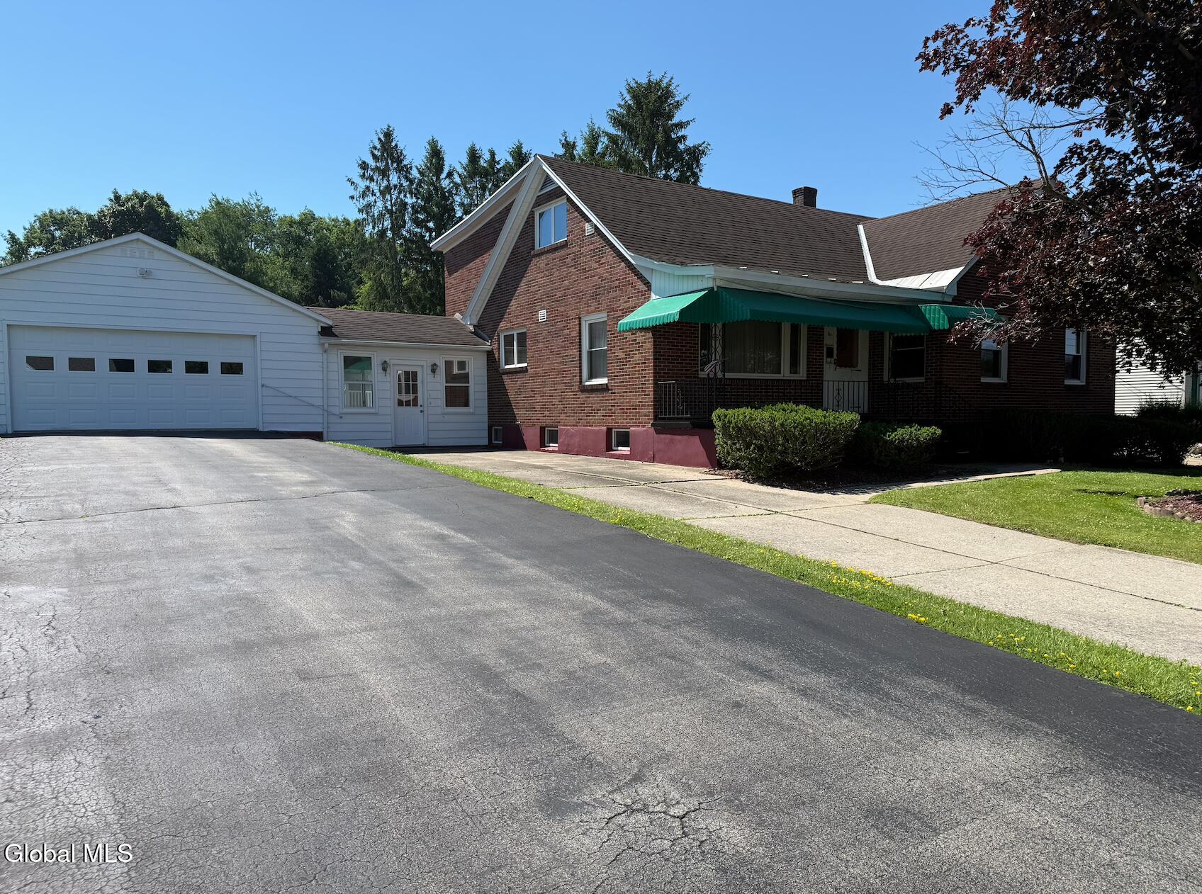 30 Mason Avenue Amsterdam NY 12010