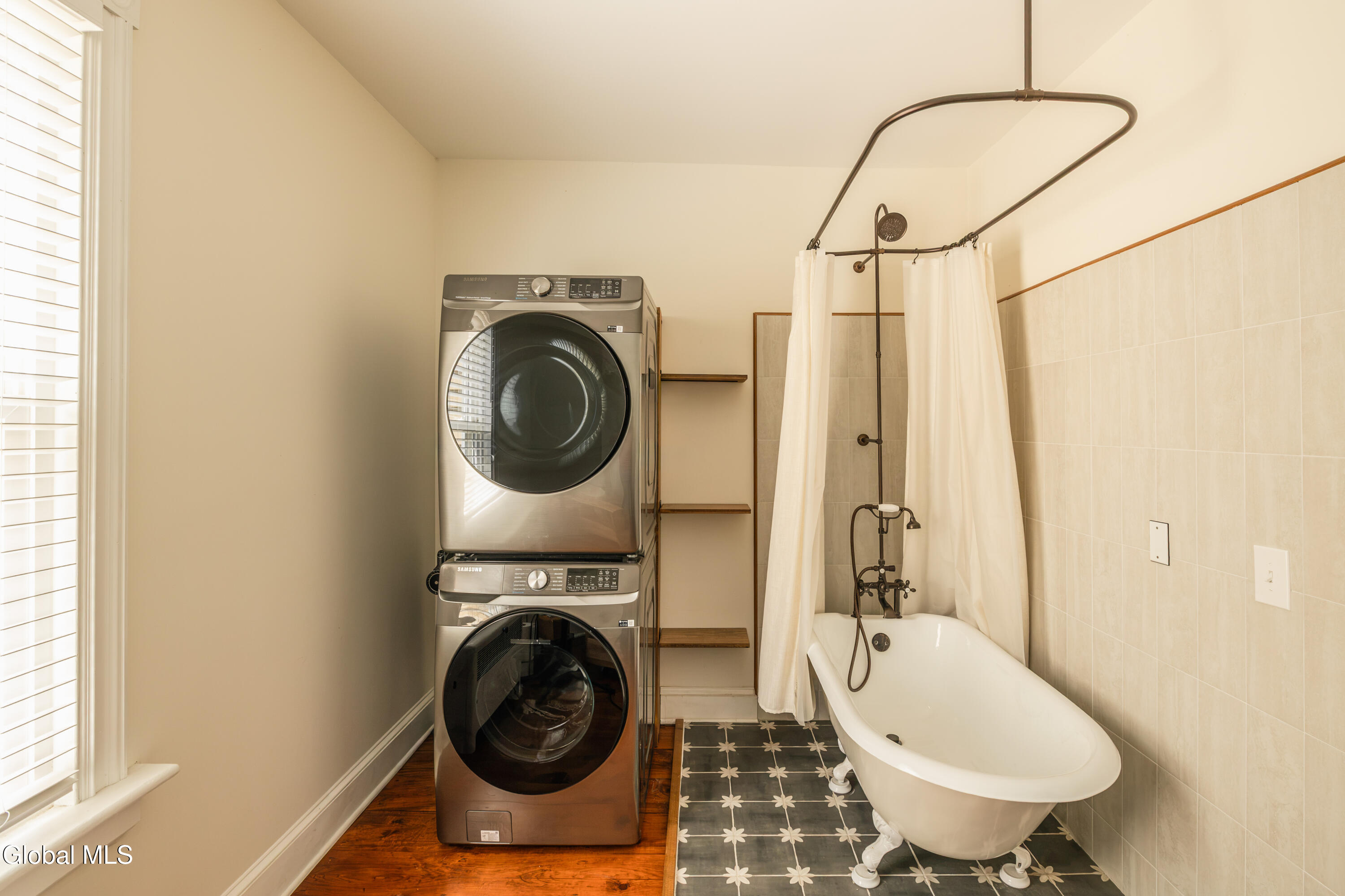 725 New York 66 Hudson NY 12534
