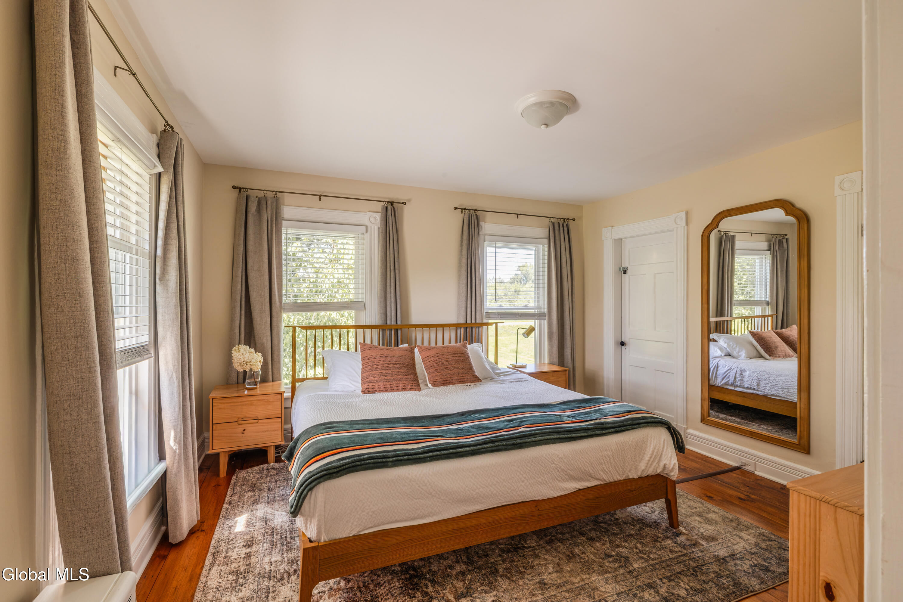 725 New York 66 Hudson NY 12534