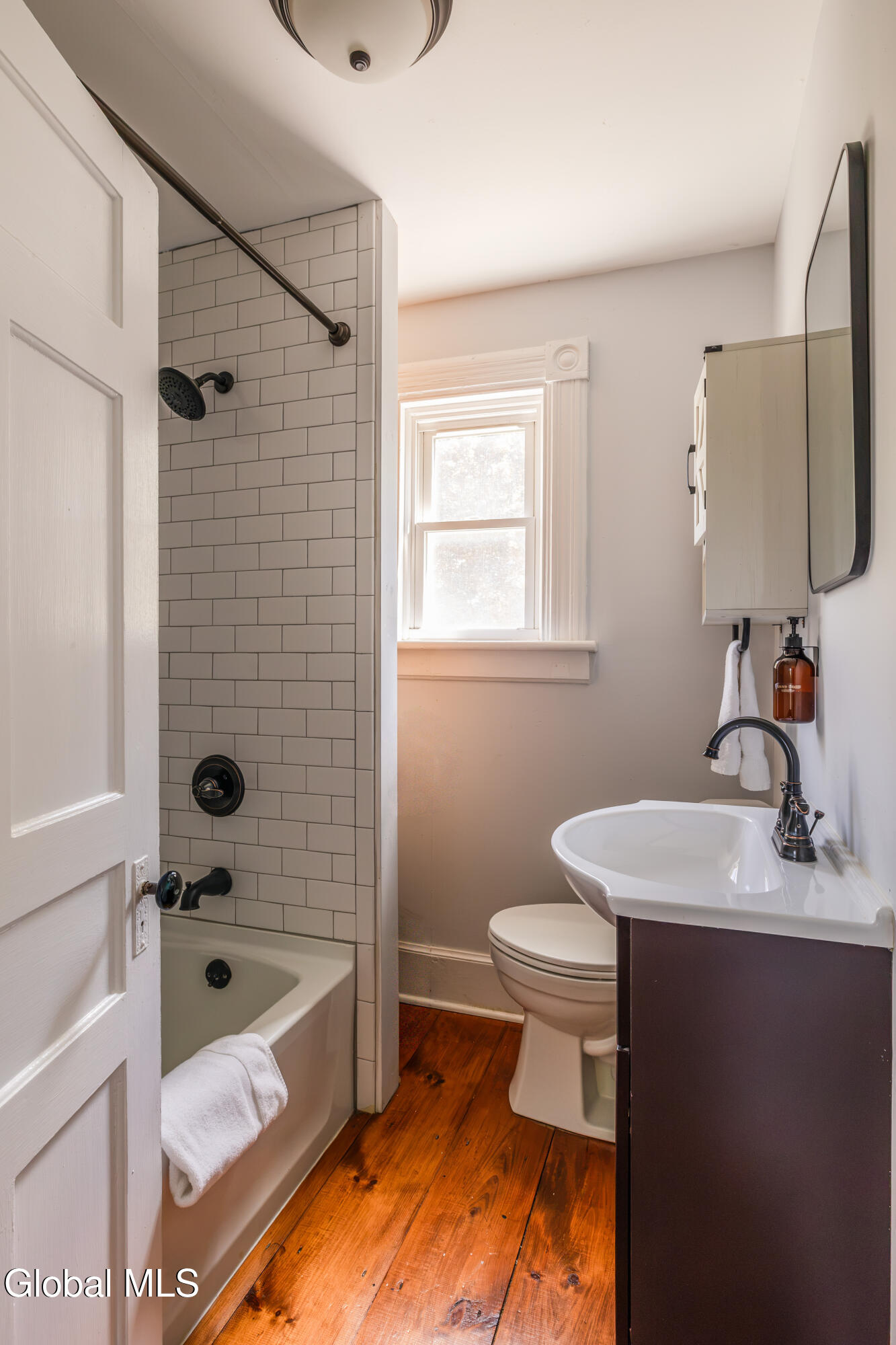 725 New York 66 Hudson NY 12534