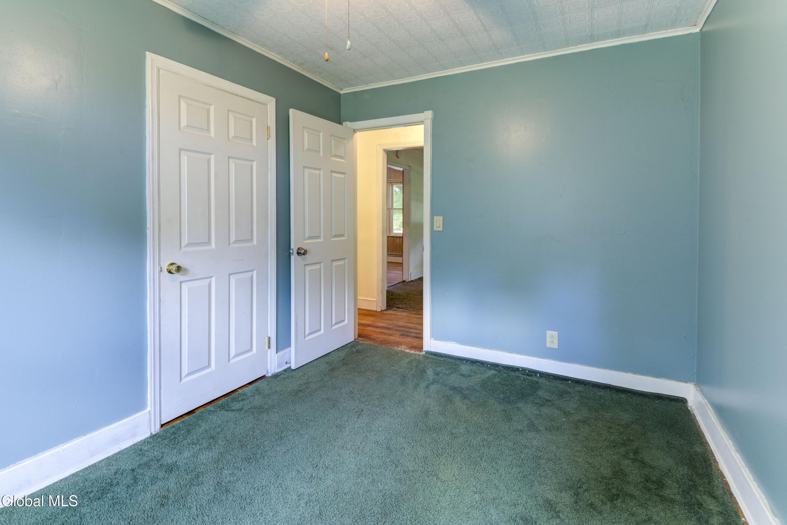 1254 Spring Avenue Wynantskill NY 12198