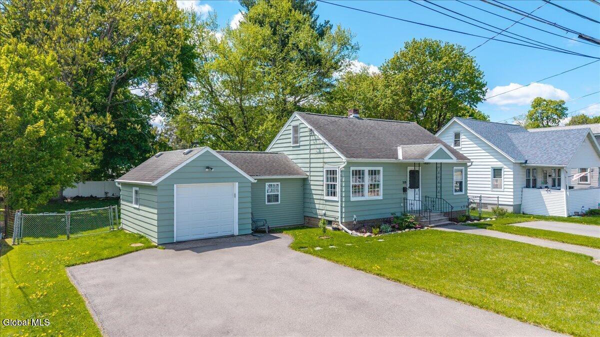 519 Elliott Street Schenectady NY 12302
