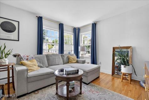 519 Elliott Street Schenectady NY 12302