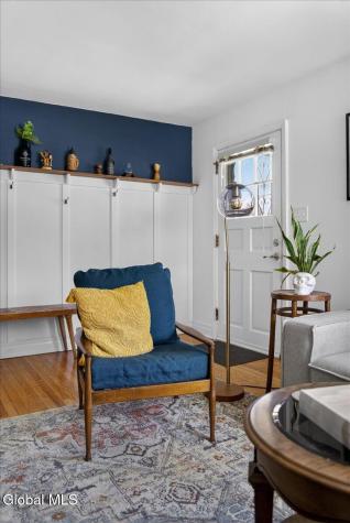 519 Elliott Street Schenectady NY 12302