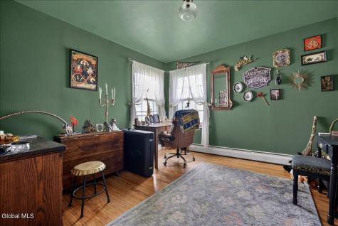519 Elliott Street Schenectady NY 12302