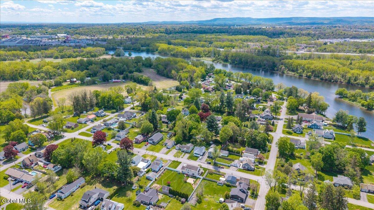 519 Elliott Street Schenectady NY 12302