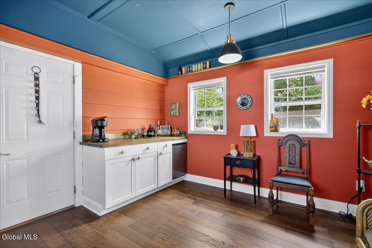519 Elliott Street Schenectady NY 12302