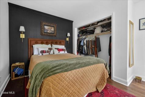 519 Elliott Street Schenectady NY 12302