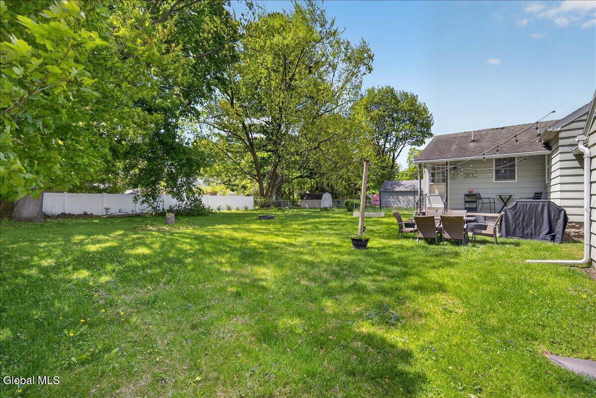 519 Elliott Street Schenectady NY 12302