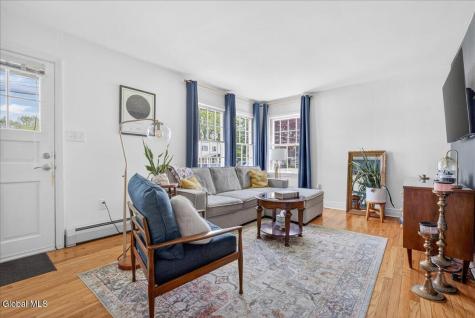 519 Elliott Street Schenectady NY 12302