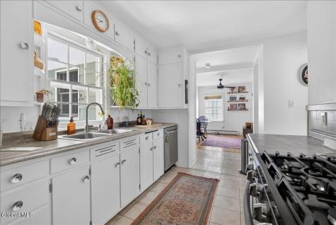 519 Elliott Street Schenectady NY 12302