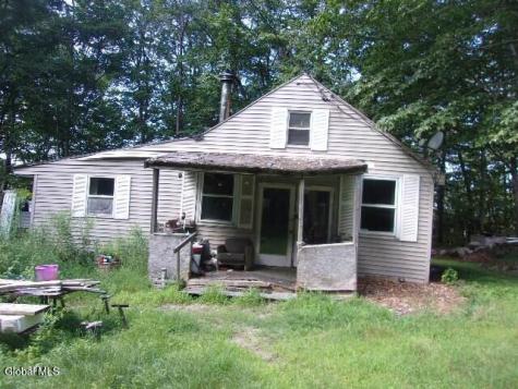 12 Delavan Avenue Middle Grove NY 12850