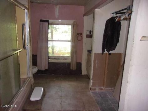 12 Delavan Avenue Middle Grove NY 12850