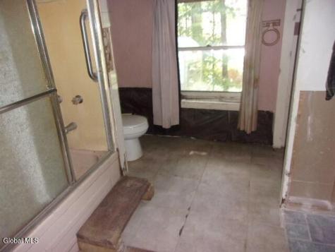 12 Delavan Avenue Middle Grove NY 12850