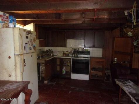 12 Delavan Avenue Middle Grove NY 12850
