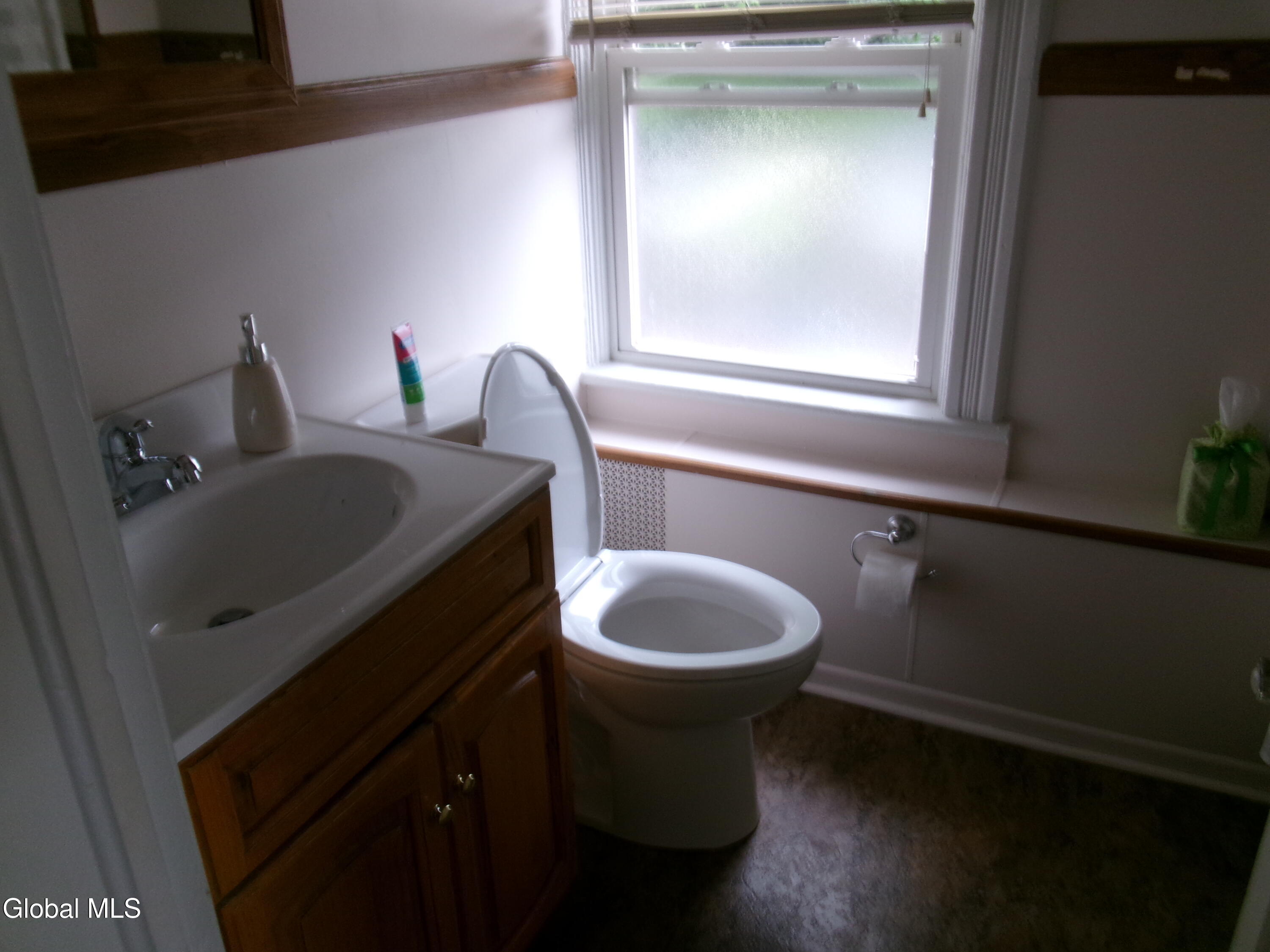 63 Dale Street Rensselaer NY 12144