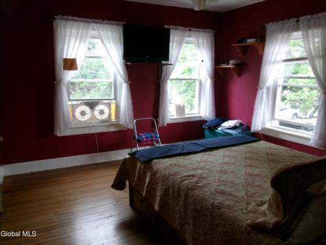 63 Dale Street Rensselaer NY 12144