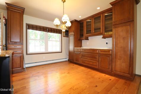 52 Biechman Road Ravena NY 12143