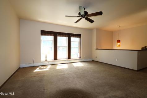 52 Biechman Road Ravena NY 12143