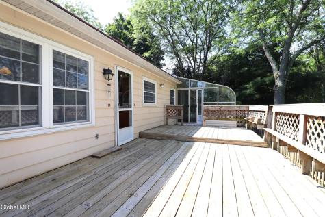 52 Biechman Road Ravena NY 12143