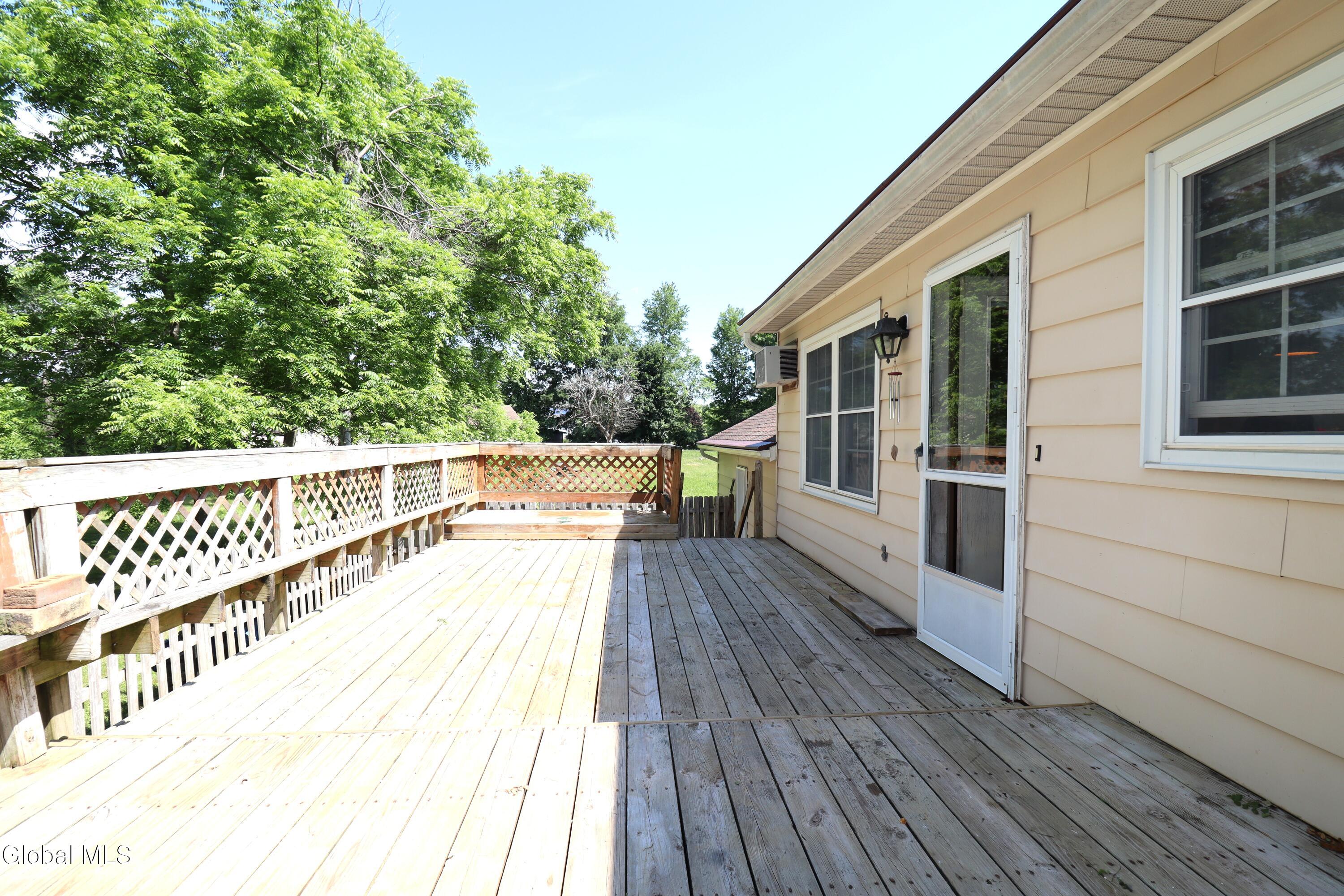 52 Biechman Road Ravena NY 12143