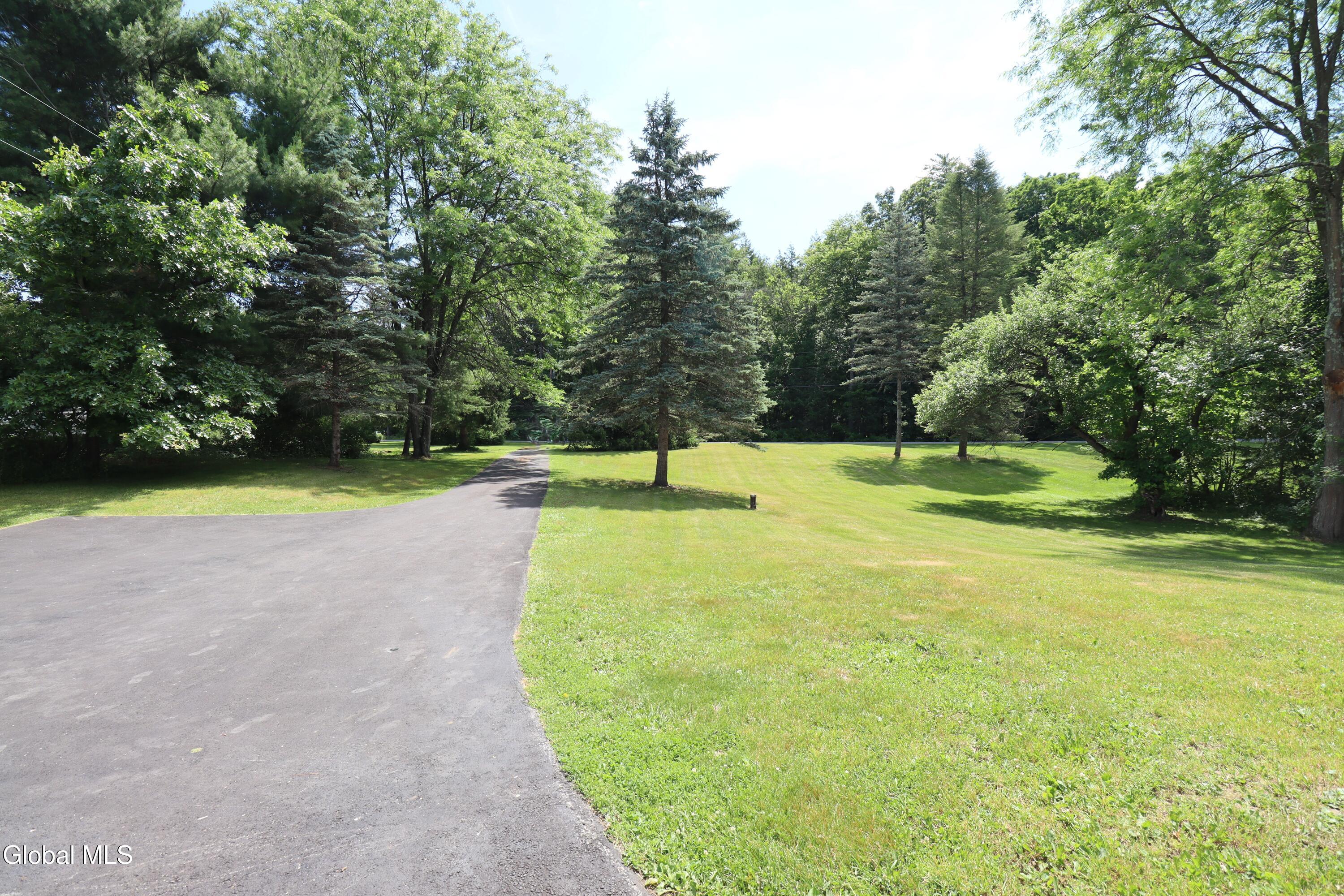 52 Biechman Road Ravena NY 12143