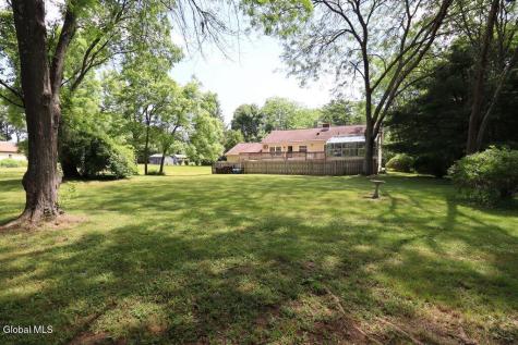 52 Biechman Road Ravena NY 12143