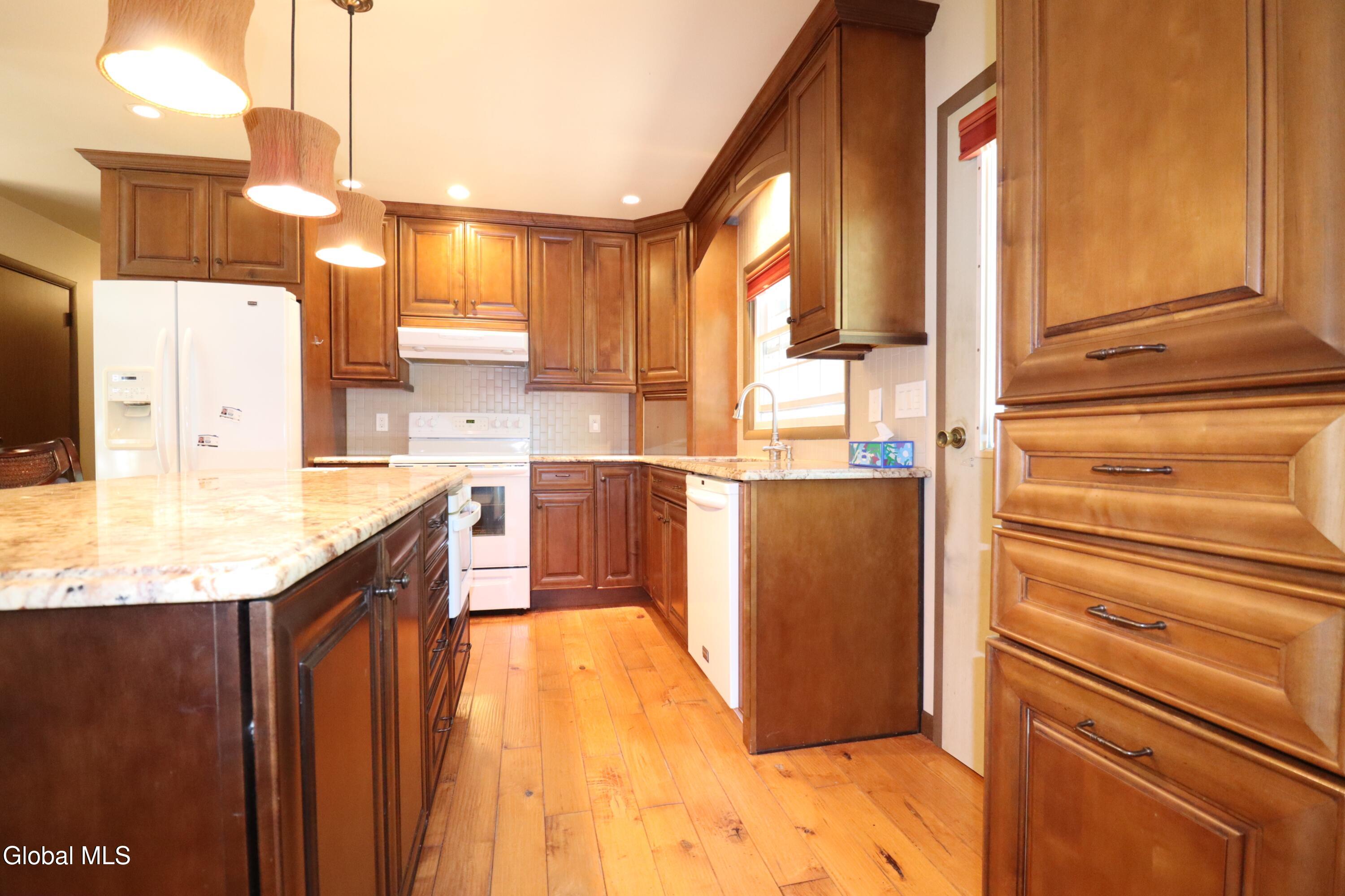 52 Biechman Road Ravena NY 12143