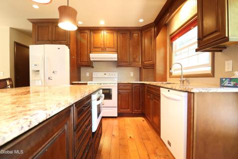 52 Biechman Road Ravena NY 12143