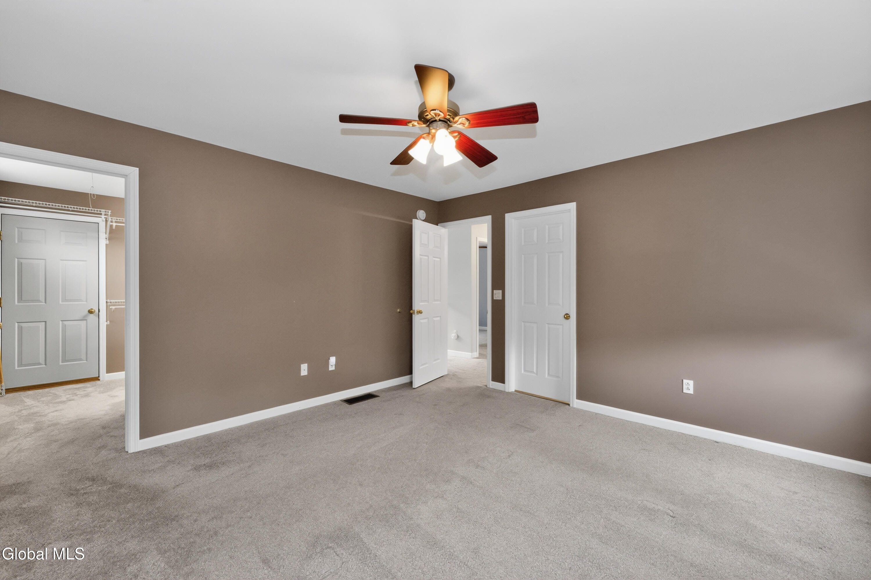 5 Carriage Way Waterford NY 12188