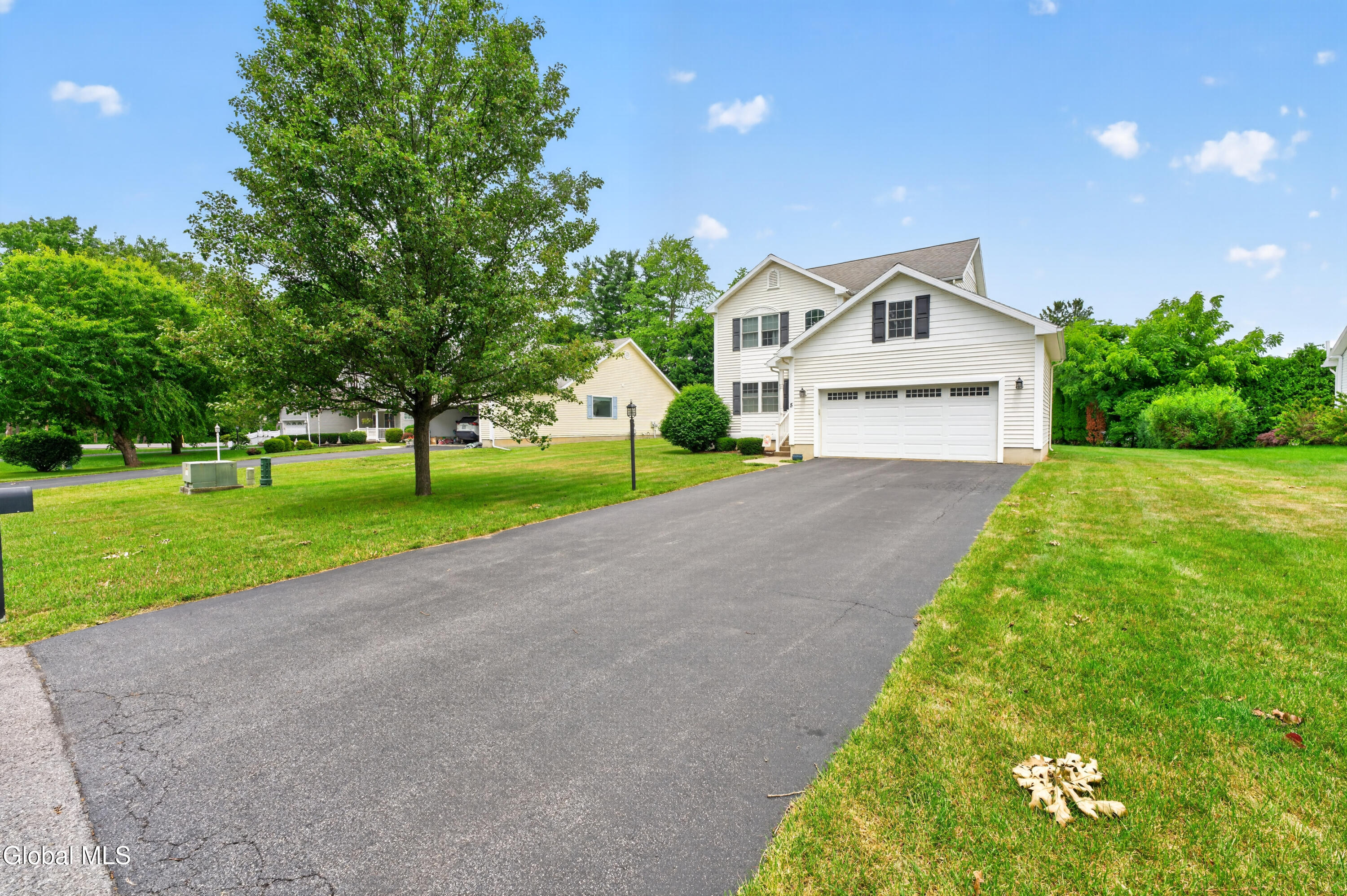 5 Carriage Way Waterford NY 12188