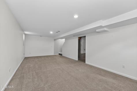 5 Carriage Way Waterford NY 12188