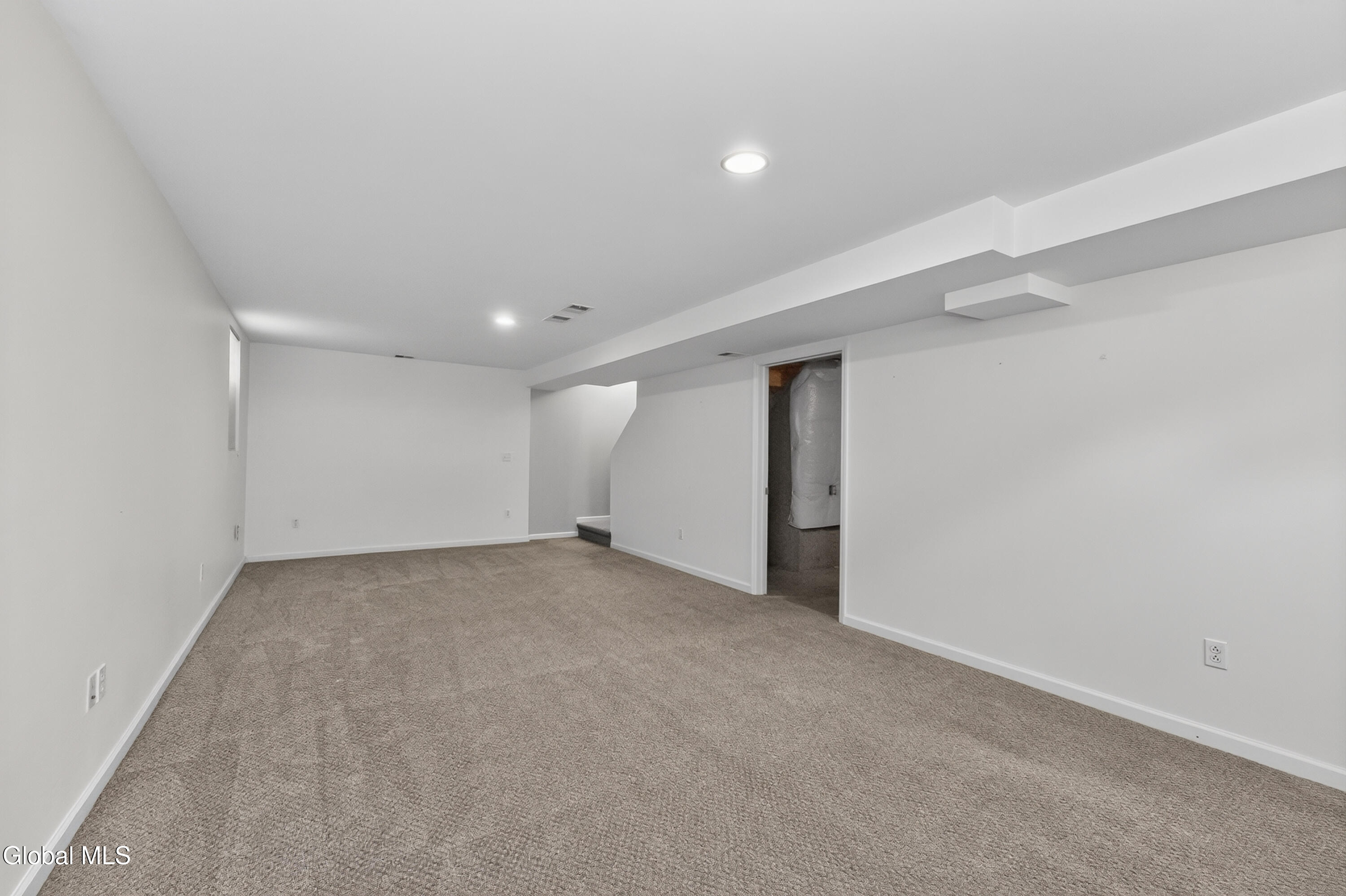 5 Carriage Way Waterford NY 12188