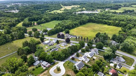 5 Carriage Way Waterford NY 12188