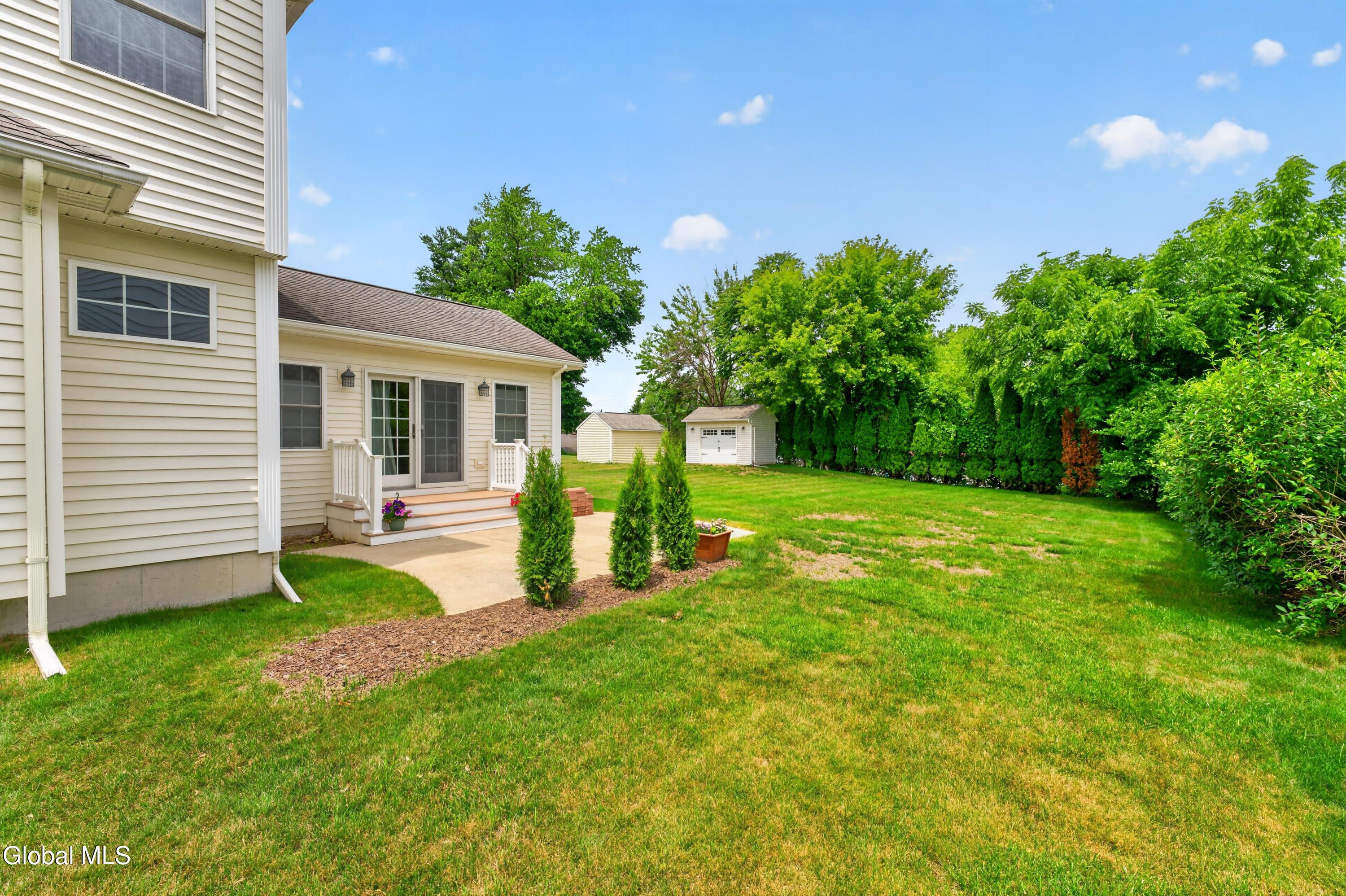 5 Carriage Way Waterford NY 12188