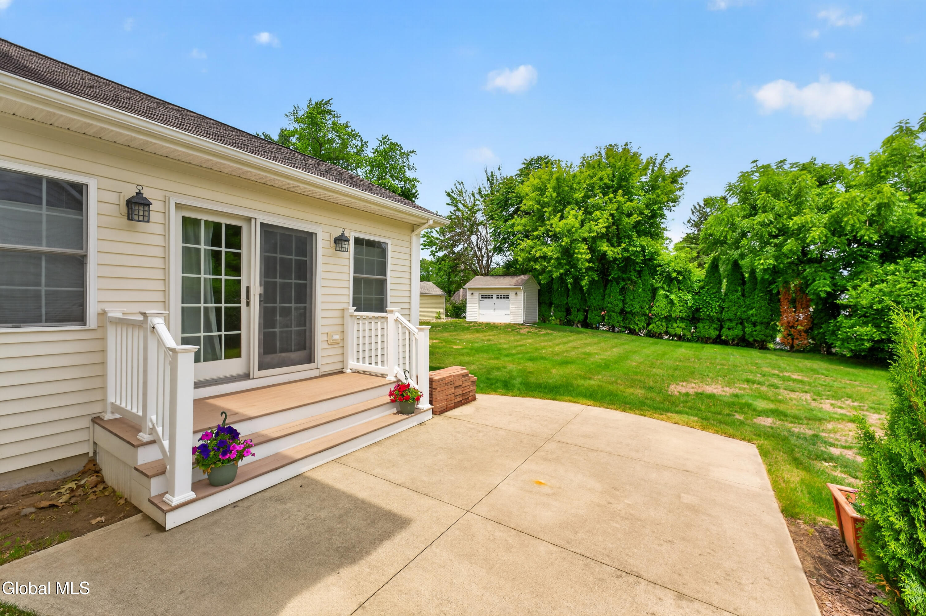 5 Carriage Way Waterford NY 12188