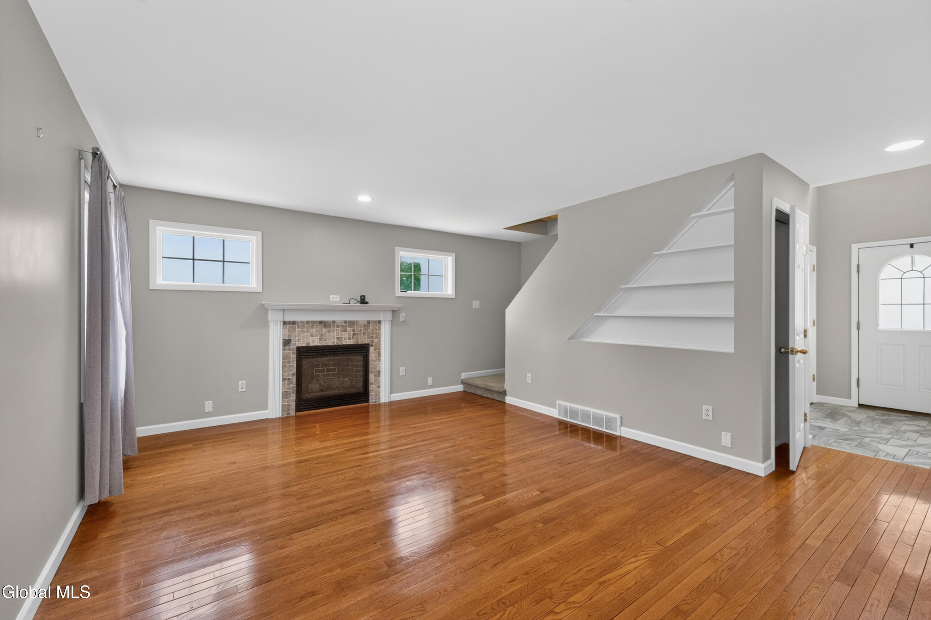 5 Carriage Way Waterford NY 12188