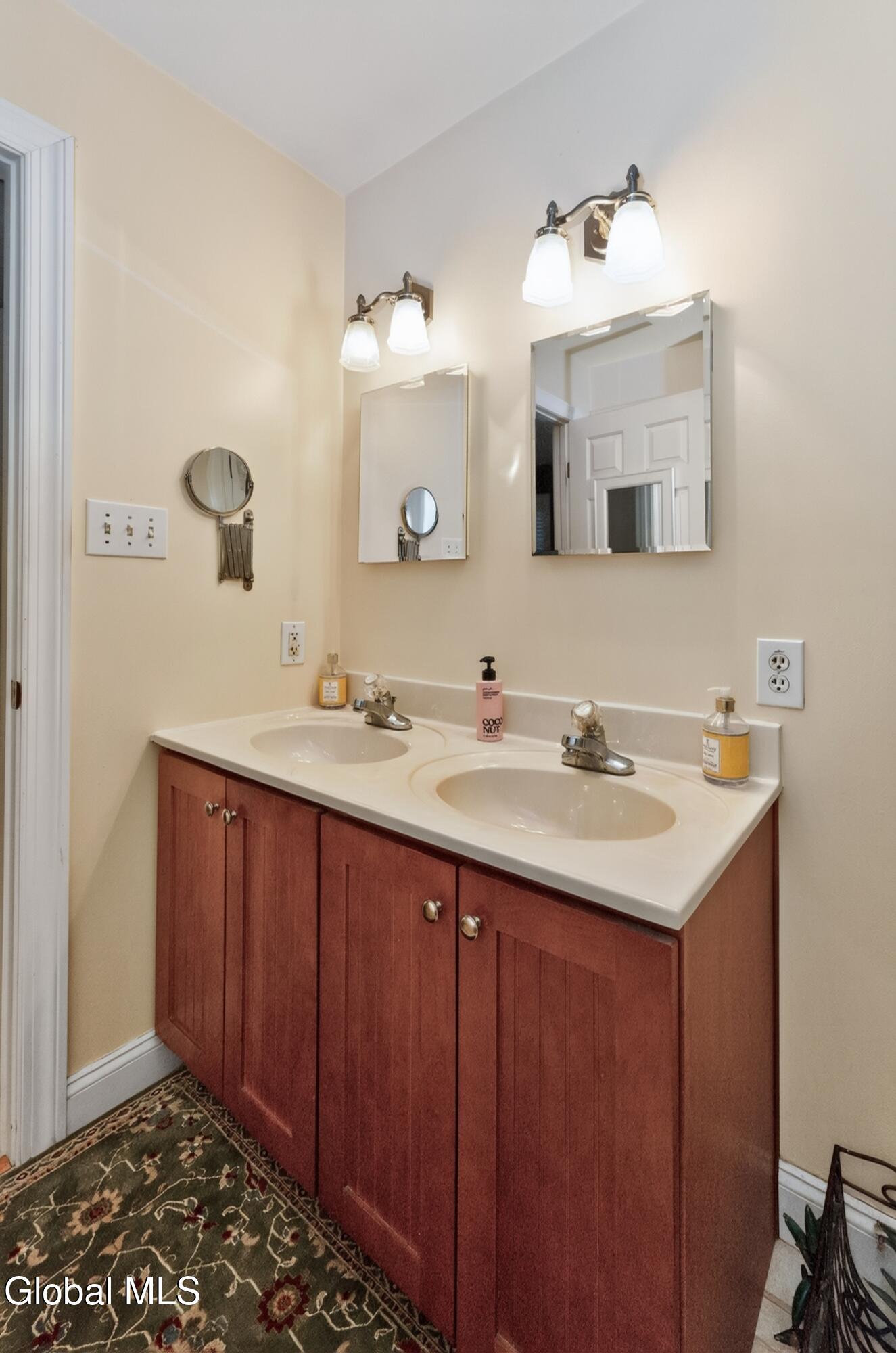 3004 South Shore Drive Hagaman NY 12086