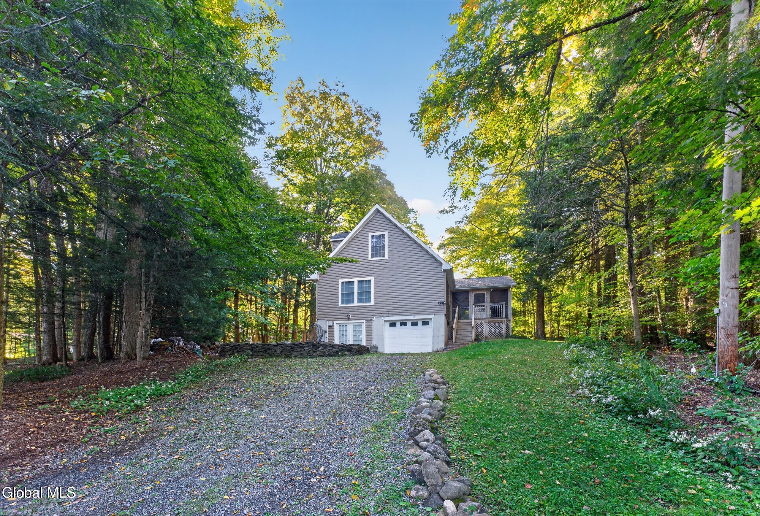 3004 South Shore Drive Hagaman NY 12086