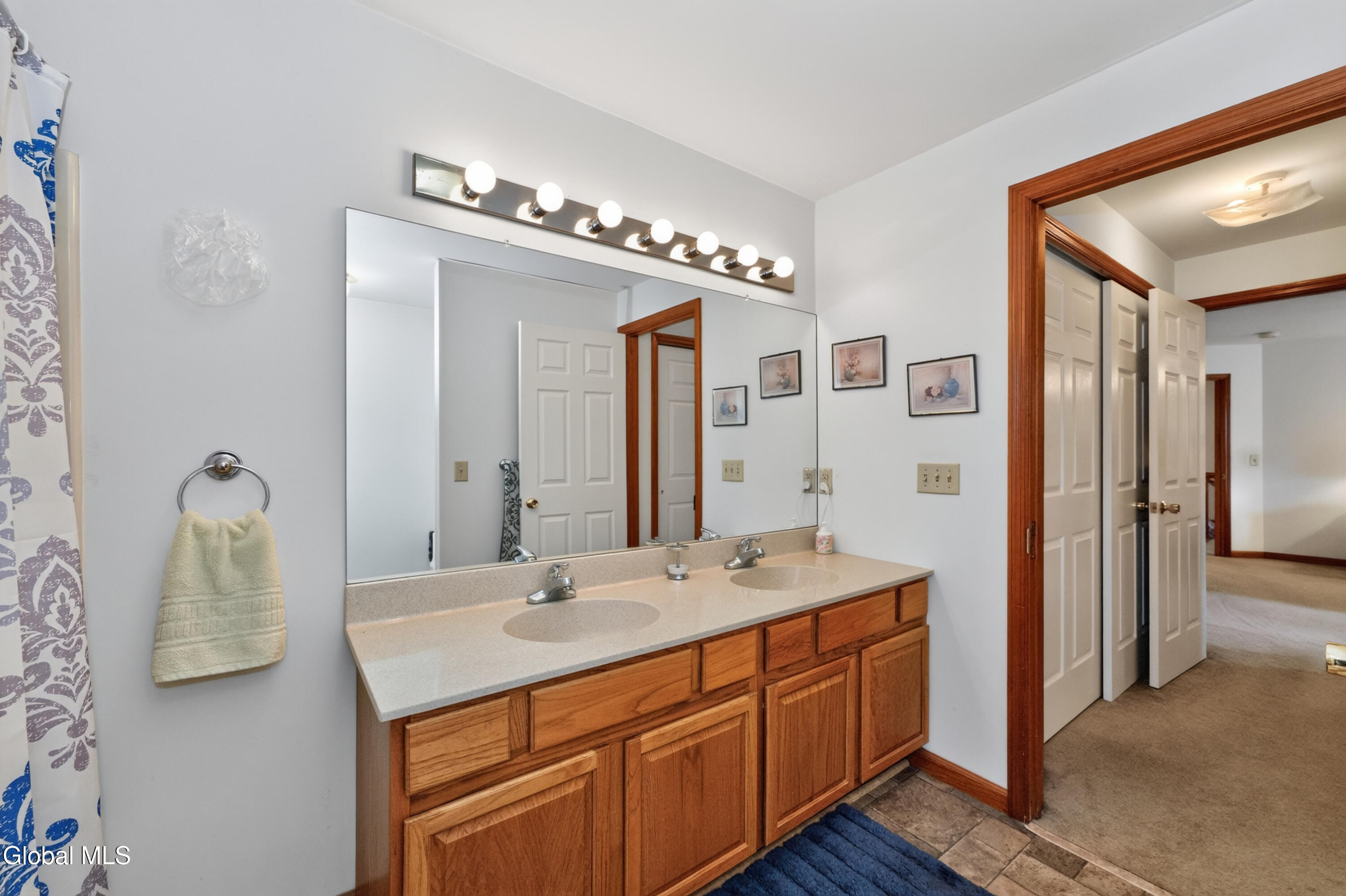 11 S Doorstone Drive Latham NY 12110