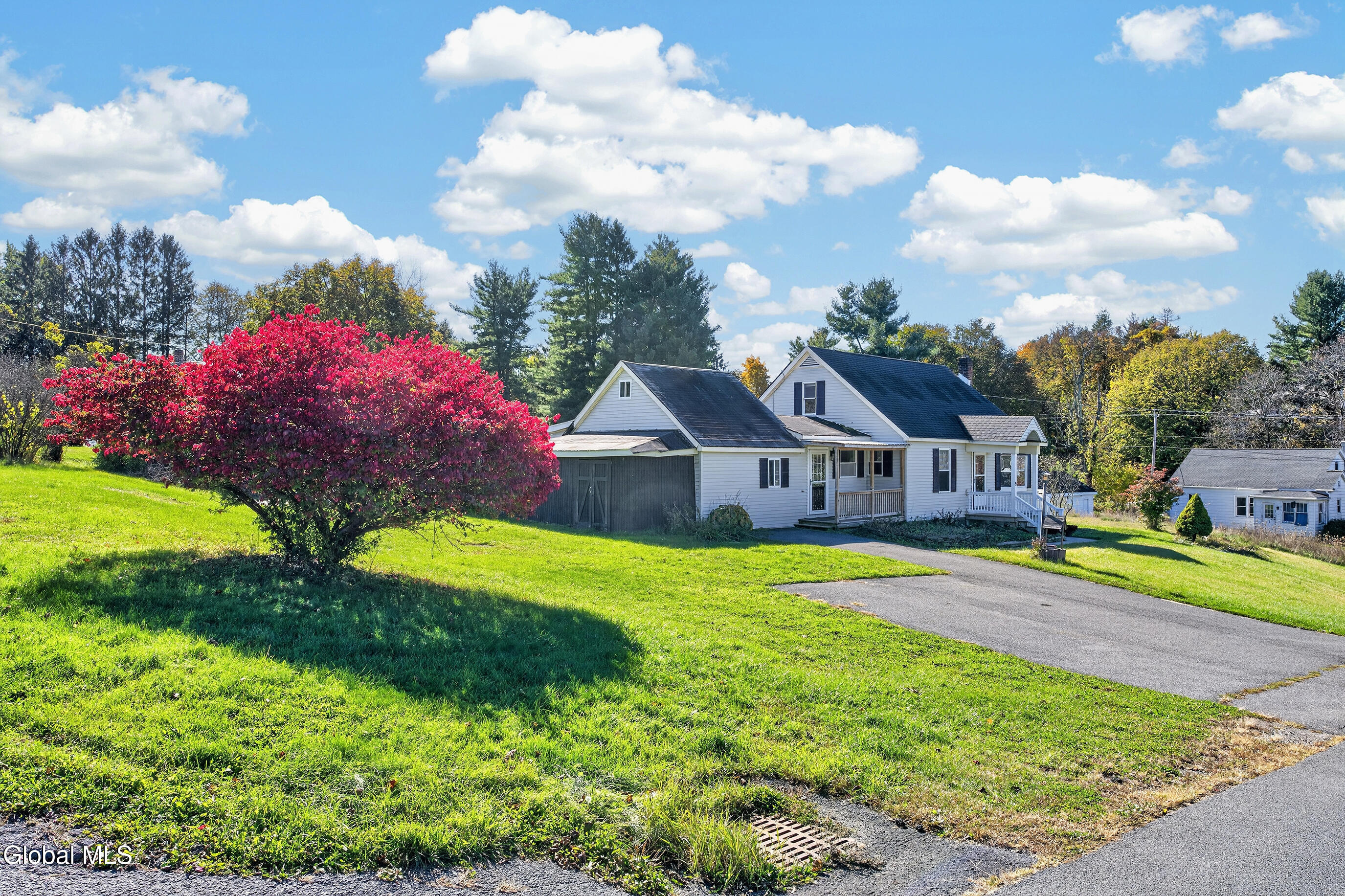 5 Easy Street Troy NY 12180