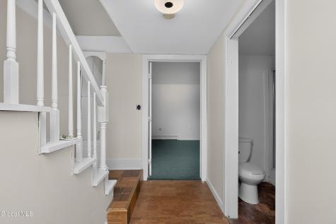 5 Easy Street Troy NY 12180